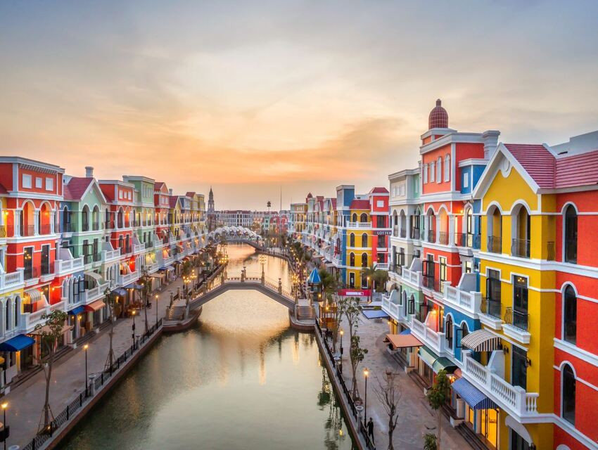 banner grand world phu quoc